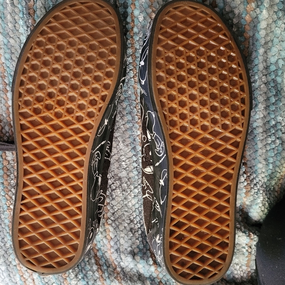 Vans x Snoopy Old Skool shoes - Picture 7 of 7